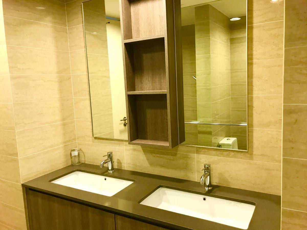 By The Beach - Luxury 2 Bedrooms Family Suite Batu Feringgi Exteriör bild