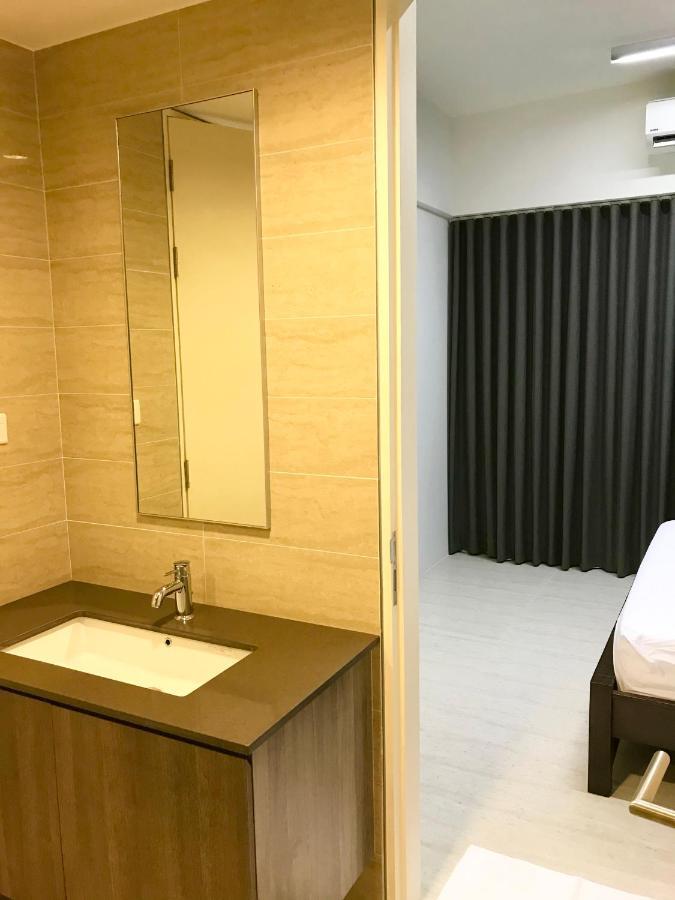 By The Beach - Luxury 2 Bedrooms Family Suite Batu Feringgi Exteriör bild
